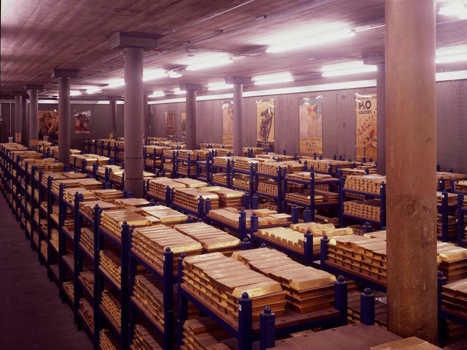 Waw! Bilik Kebal Boe Ini Menyimpan Emas Yang Begitu Banyak!