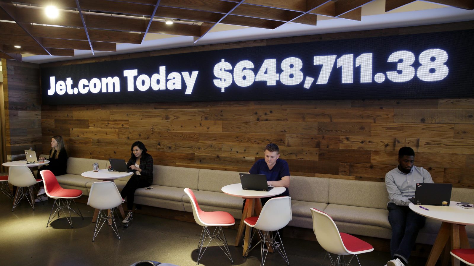 Syarikat Yang Baru Berusia 2 Tahun Ini Dibeli Dengan Harga #3 Billion!