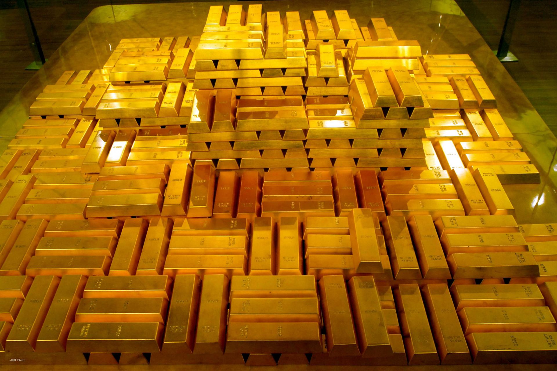 Logam Kuning Ini Mencatat Penurunan Berulang