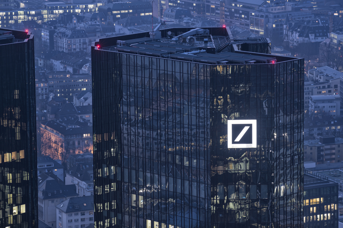 Deutsche Bank Antara Yang Terawal Memindahkan Pekerjanya Keluar Dari London!