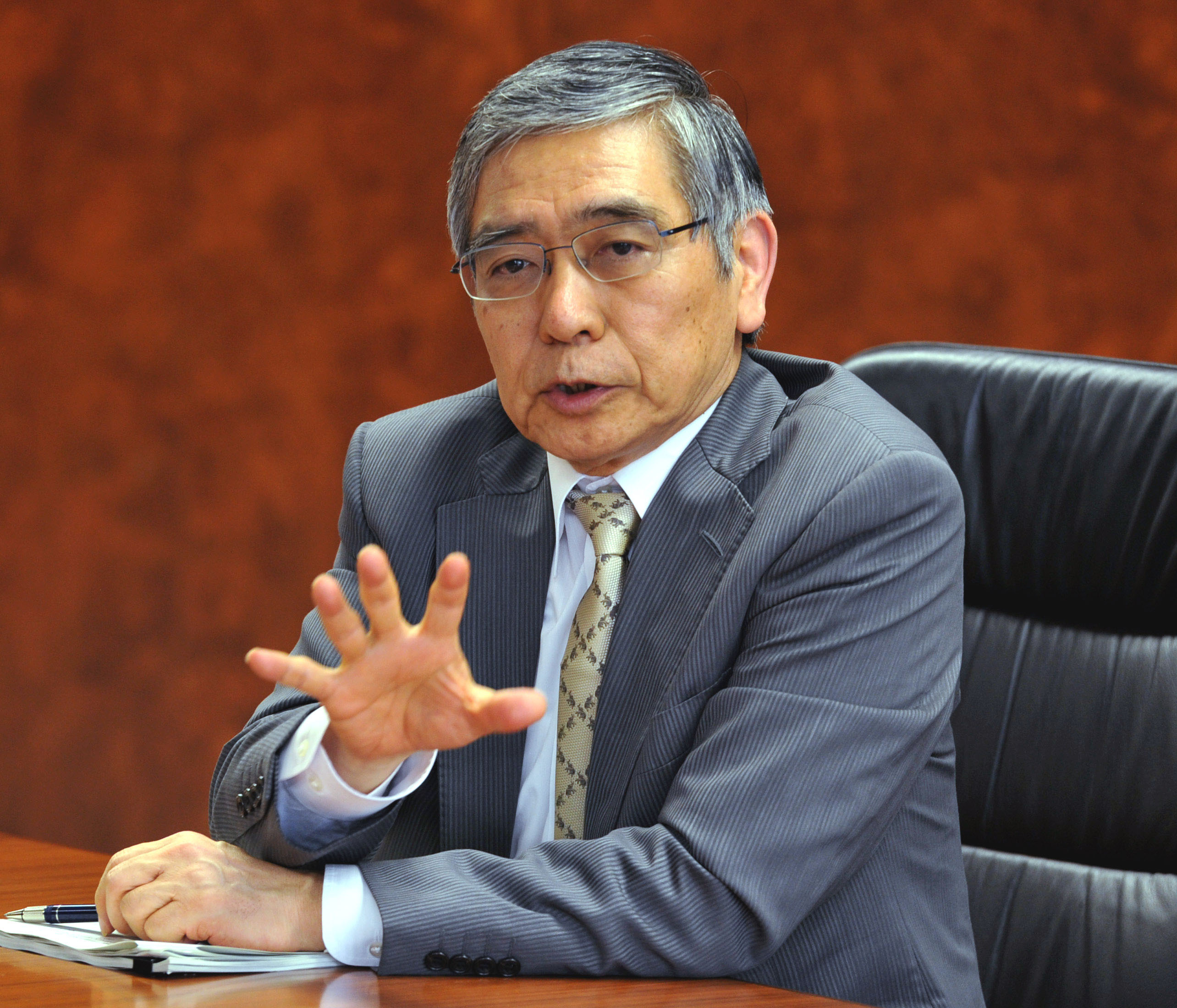 Ini Komen Kuroda Mengenai Kadar Hasil Bon Kerajaan Jepun!
