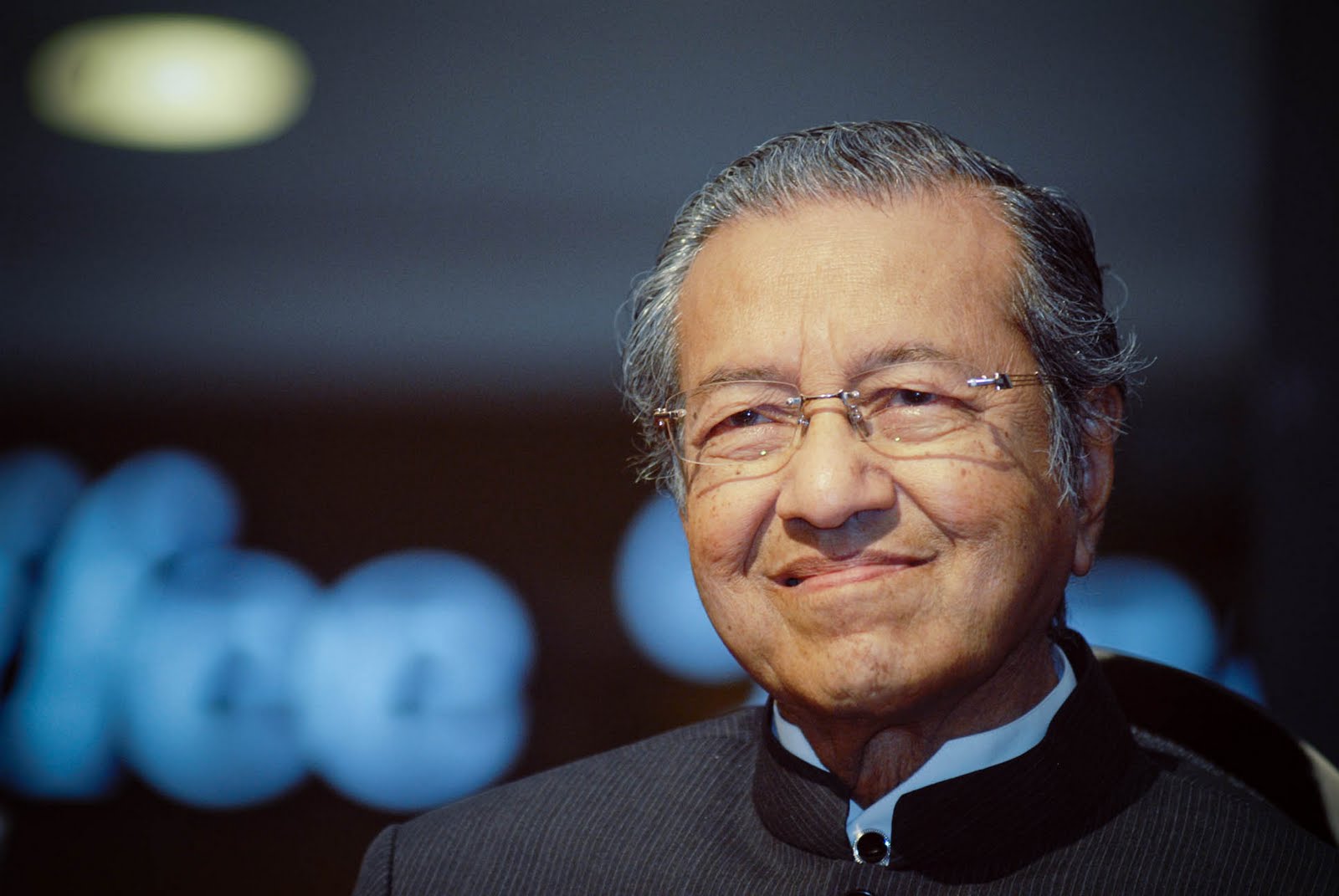 Datuk Abdul Rahman Menyangkal Dakwaan Tun M Terhadap Pinjaman RM55 Billion Untuk Projek ECRL