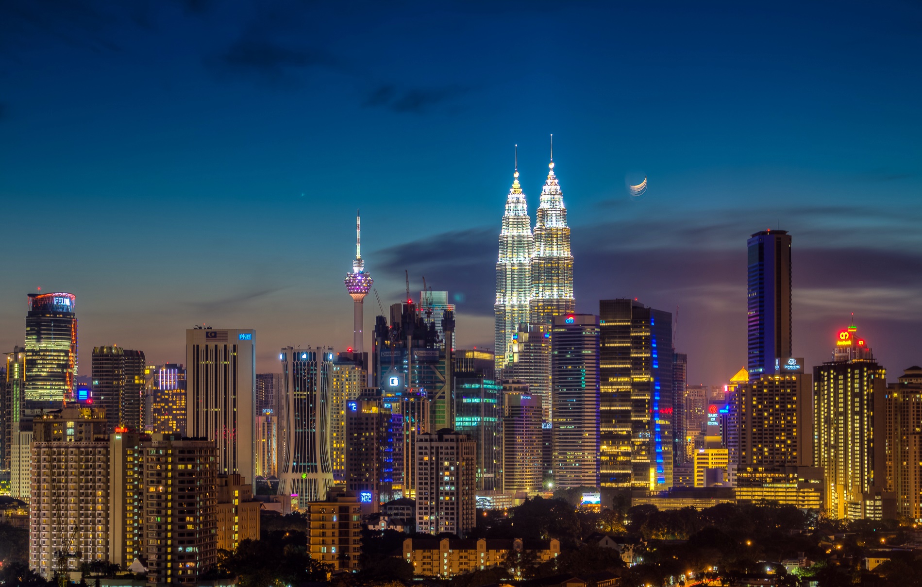 Pertumbuhan Ekonomi Malaysia Meningkat pada Suku Ketiga