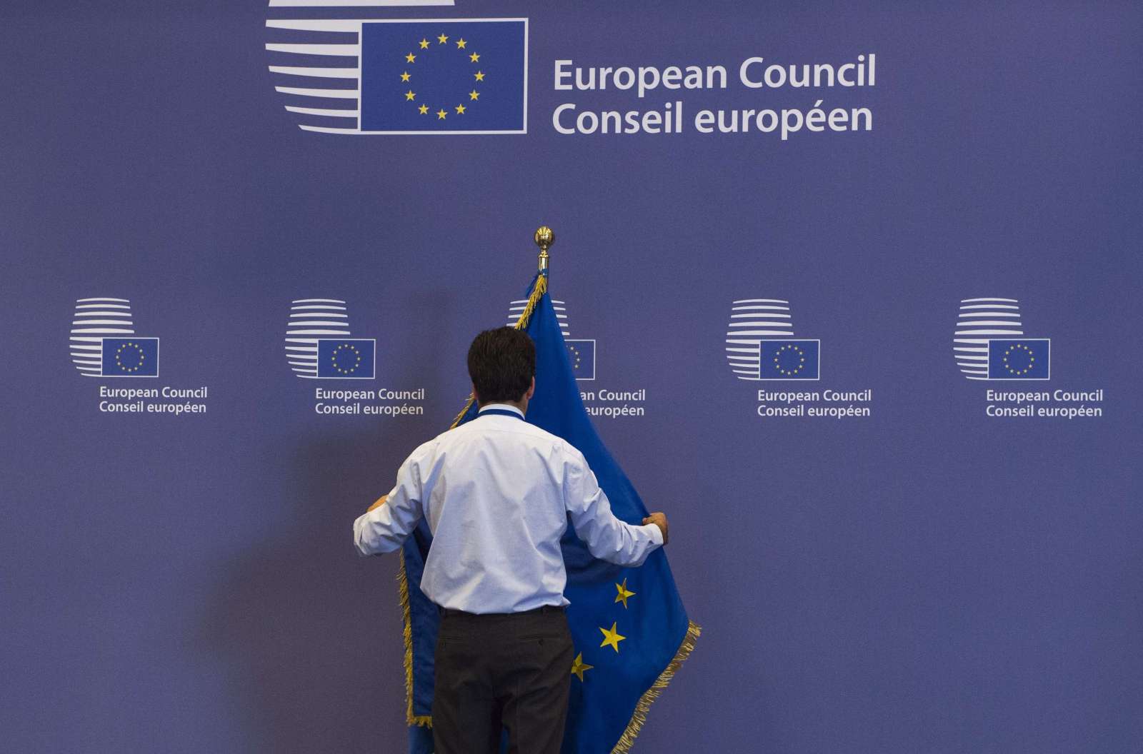 Langkah Mengepam Masuk Wang ke Dalam Ekonomi Sejak Tahun 2015 oleh ECB Dianggap Gagal!