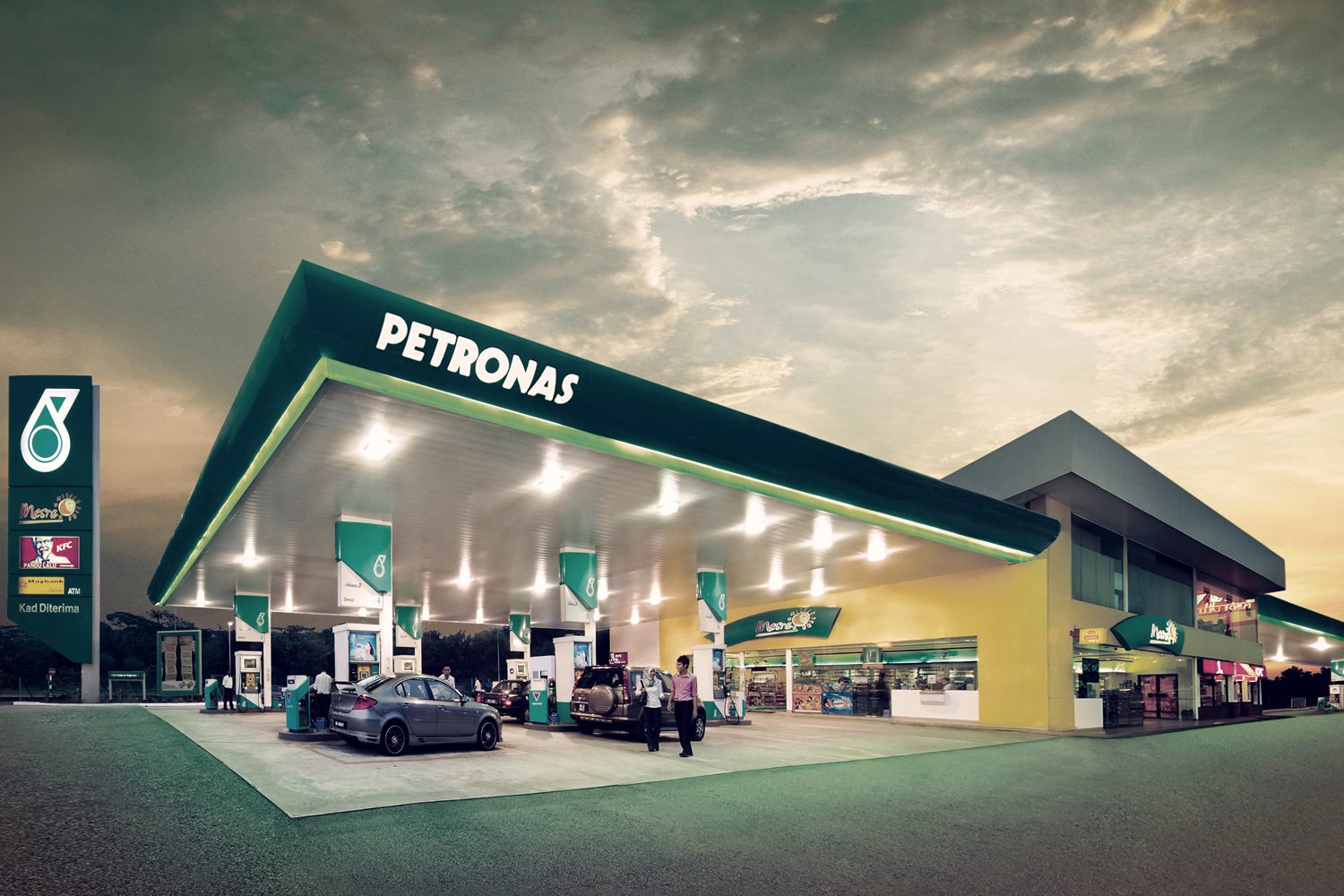Petronas akan Umum Pengurangan Pengeluaran Minyak bagi 2017