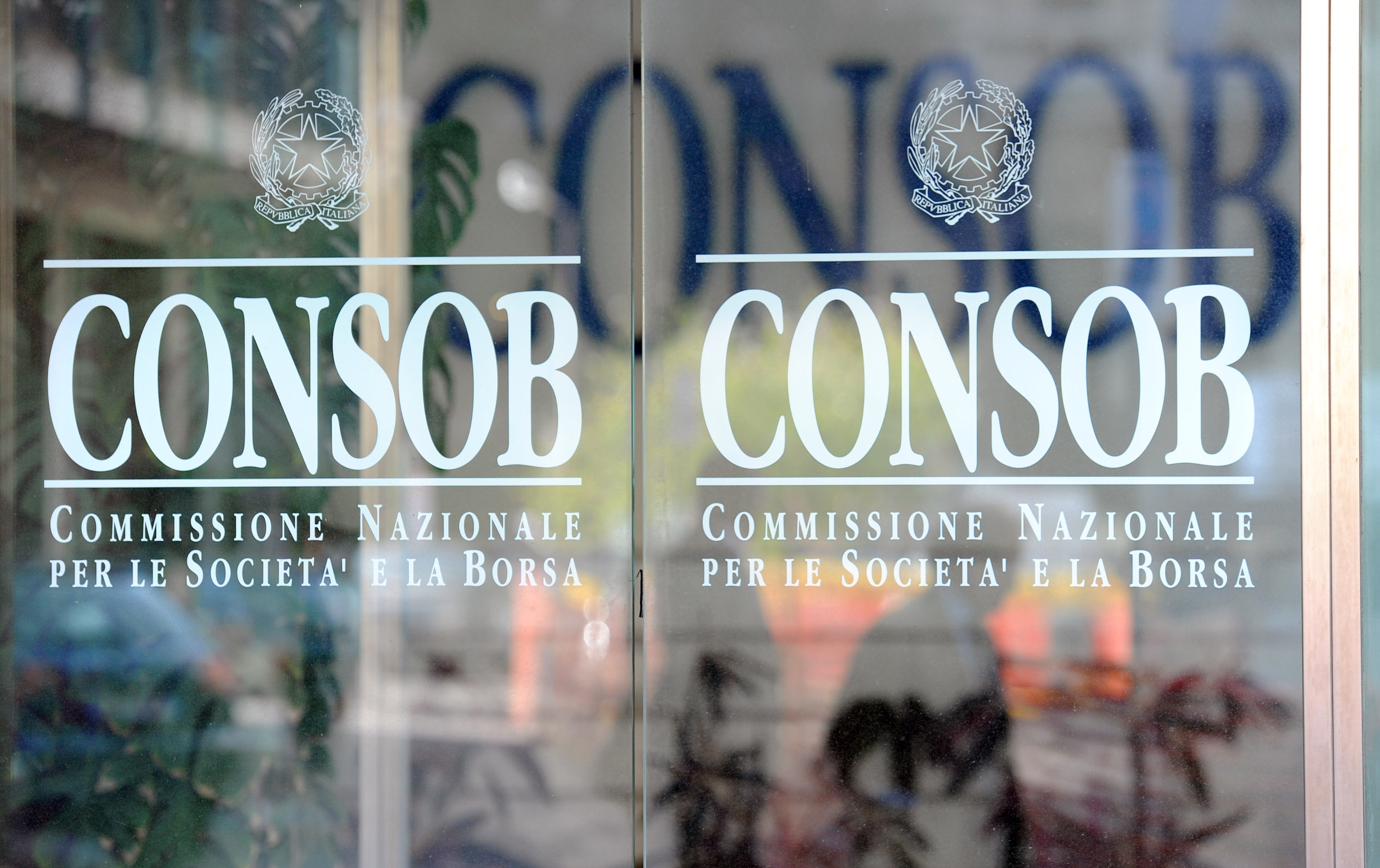 Regulator Itali Menambah Tiga Lagi Broker ke Dalam Senarai Pemerhatian
