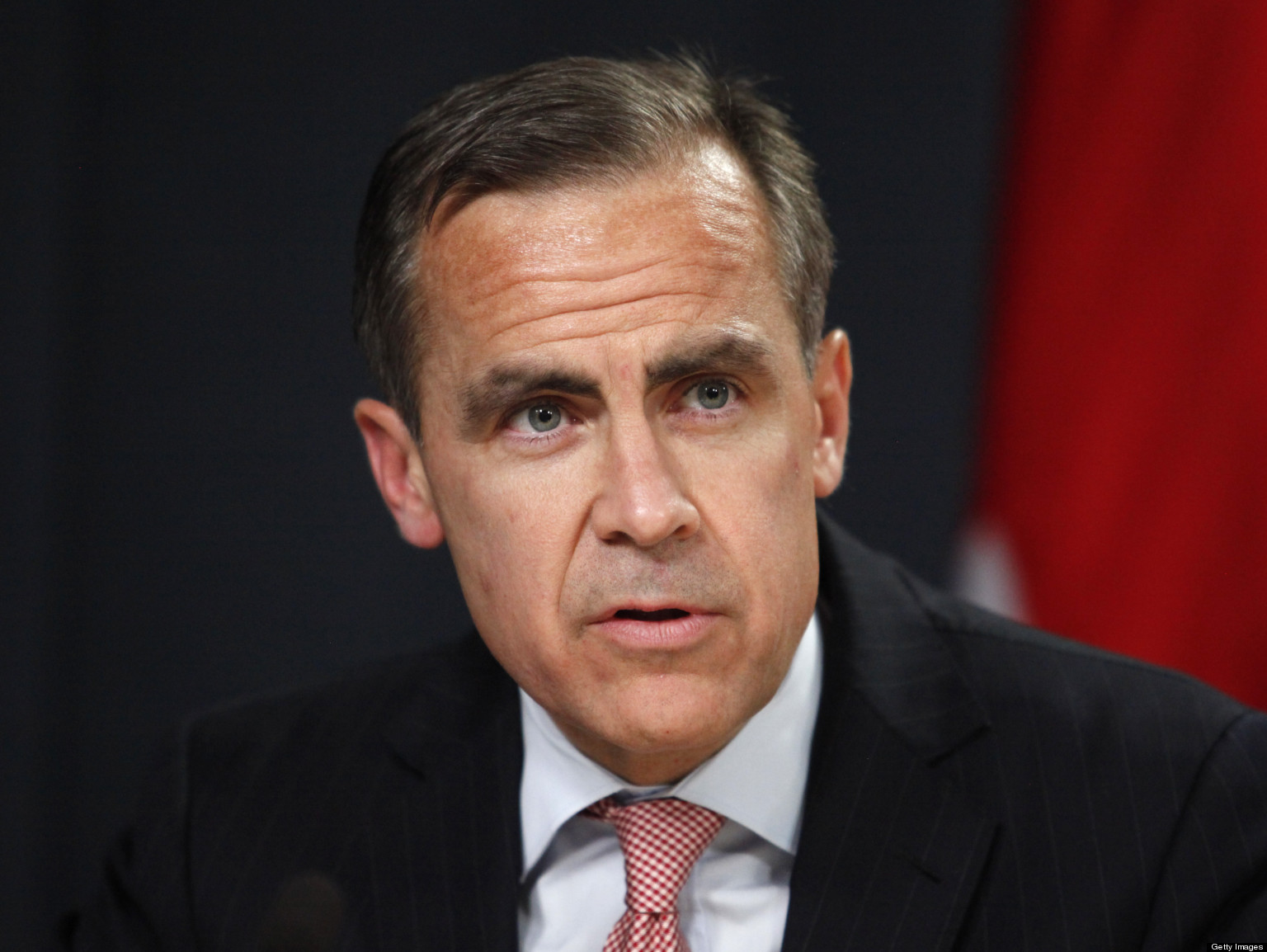 Kenyataan Pengerusi HSBC yang Membandingkan Brexit dengan Permainan ‘Jenga’ Sebelum Ini disokong Gabenor Ini!