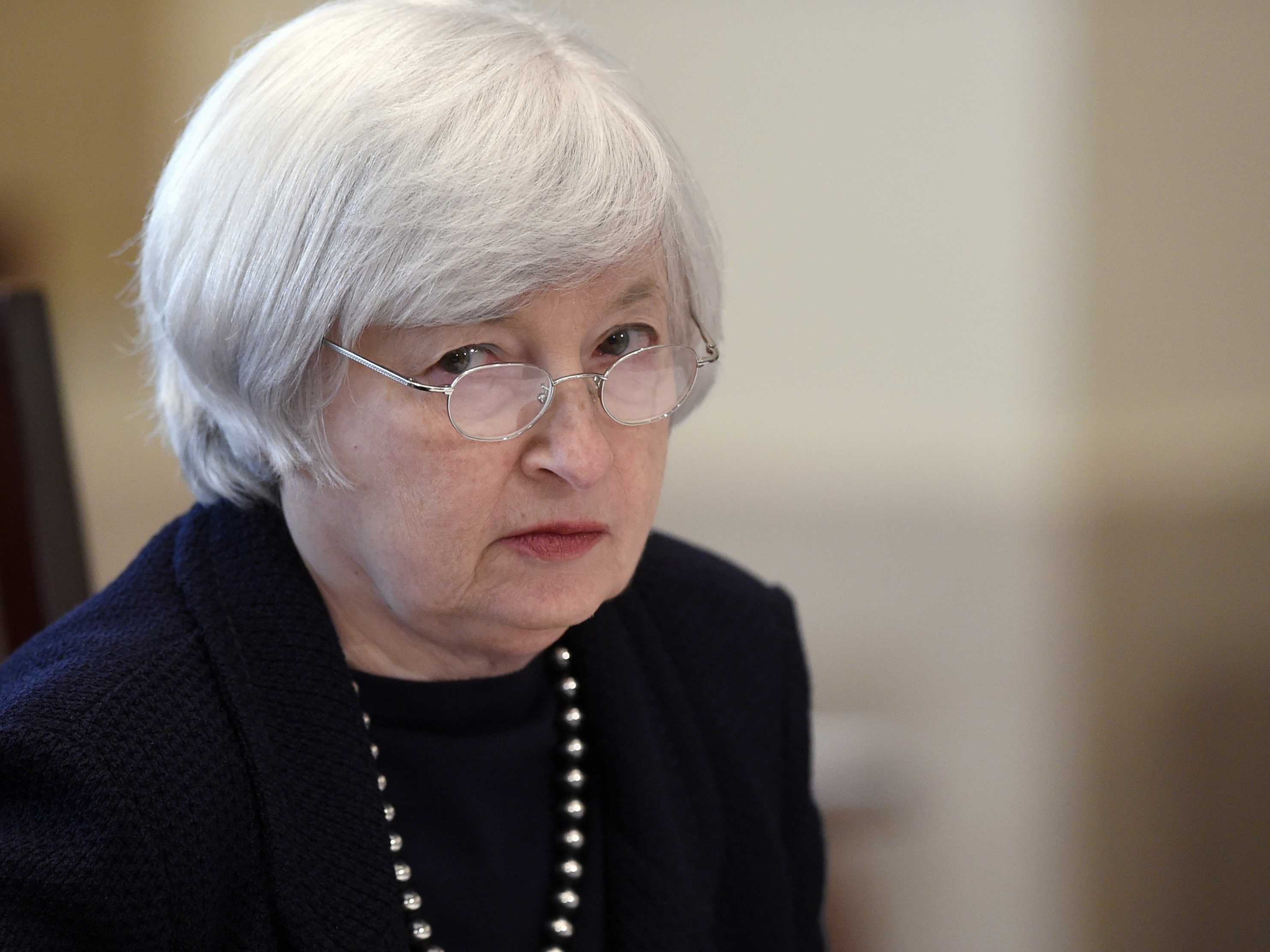 Fed Umum Kenaikan Kadar Sehingga 1.00 Peratus!