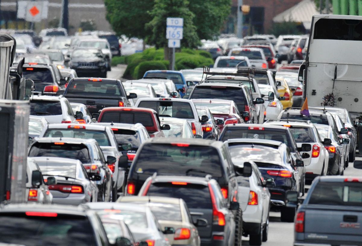 Musim Panas Yang Bakal Bermula di AS Dijangka Bakal Membantu Menurunkan Stok Petrol