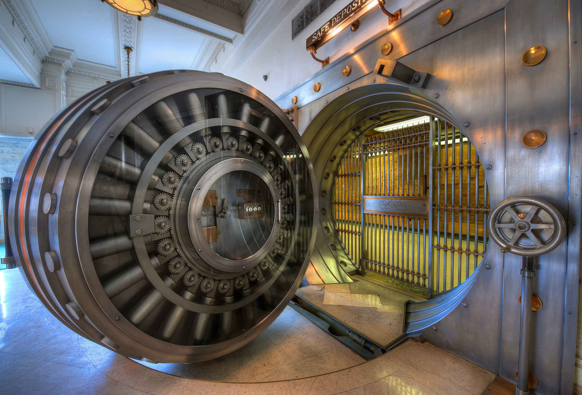 Lima Rompakan Bank Paling Berjaya Dalam Sejarah, Serius No.1 Macam Italian Job!