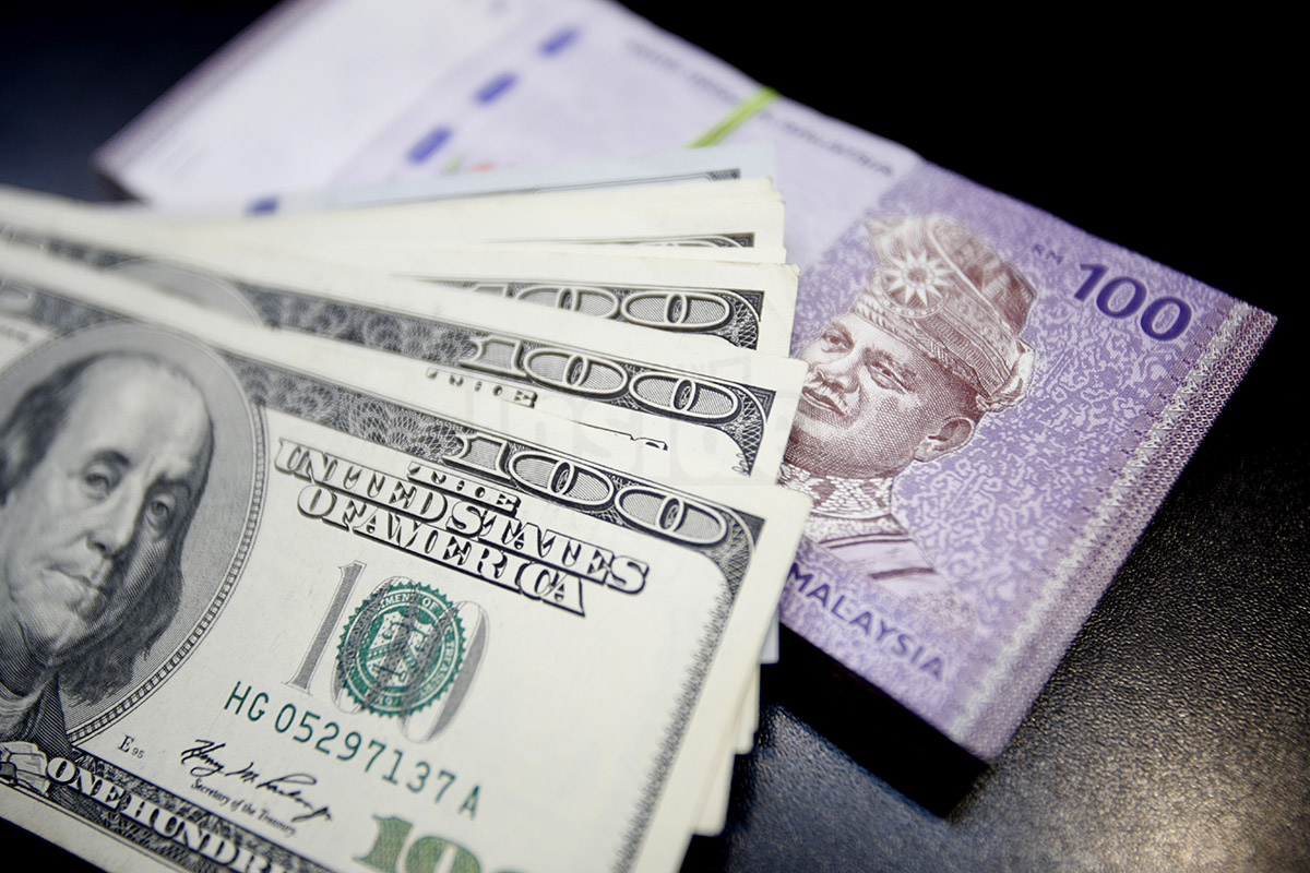 Ringgit Diniagakan Rendah Berbanding Dolar AS