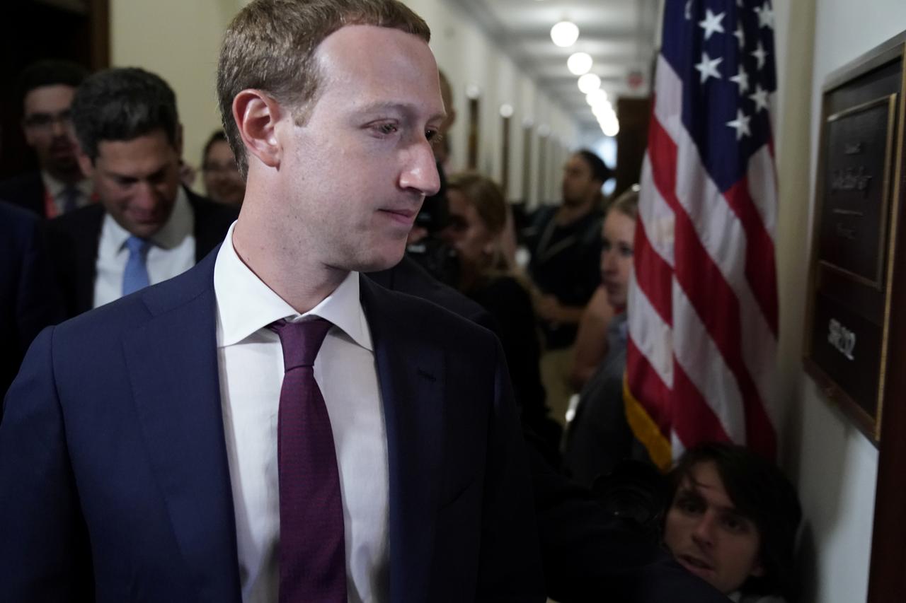 Donald Trump Terima Kunjungan Mark Zuckerberg