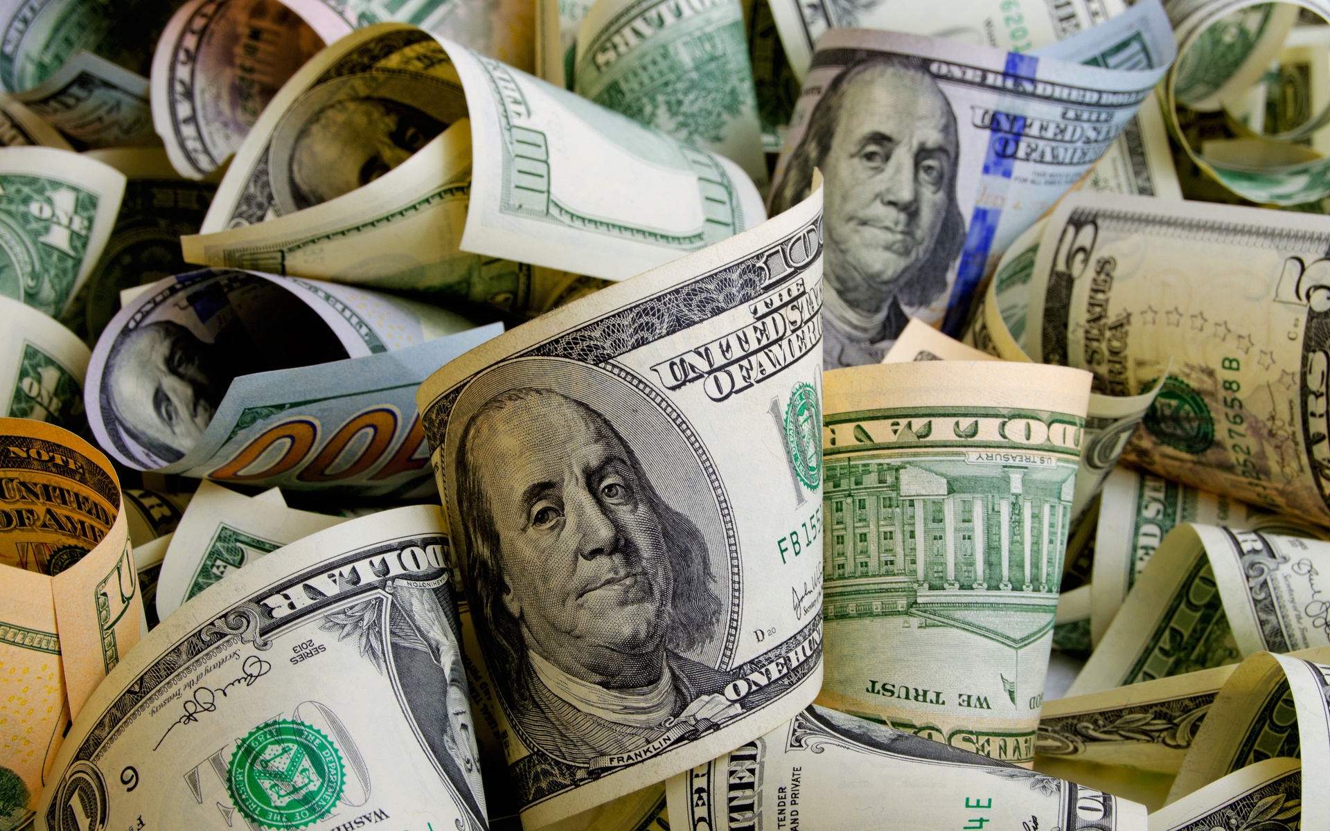 US Dolar Kekal Kukuh Meskipun Dibelenggu Bacaan Data Ekonomi Yang Suram