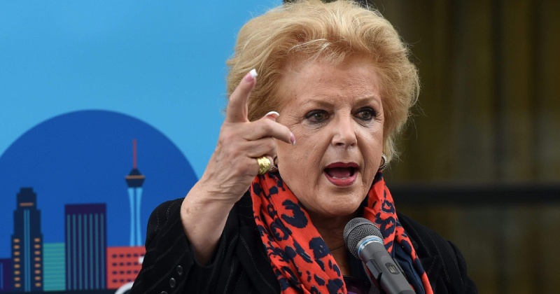 Datuk Bandar Las Vegas Gesa Semua Sektor Perniagaan Dibuka Semula!