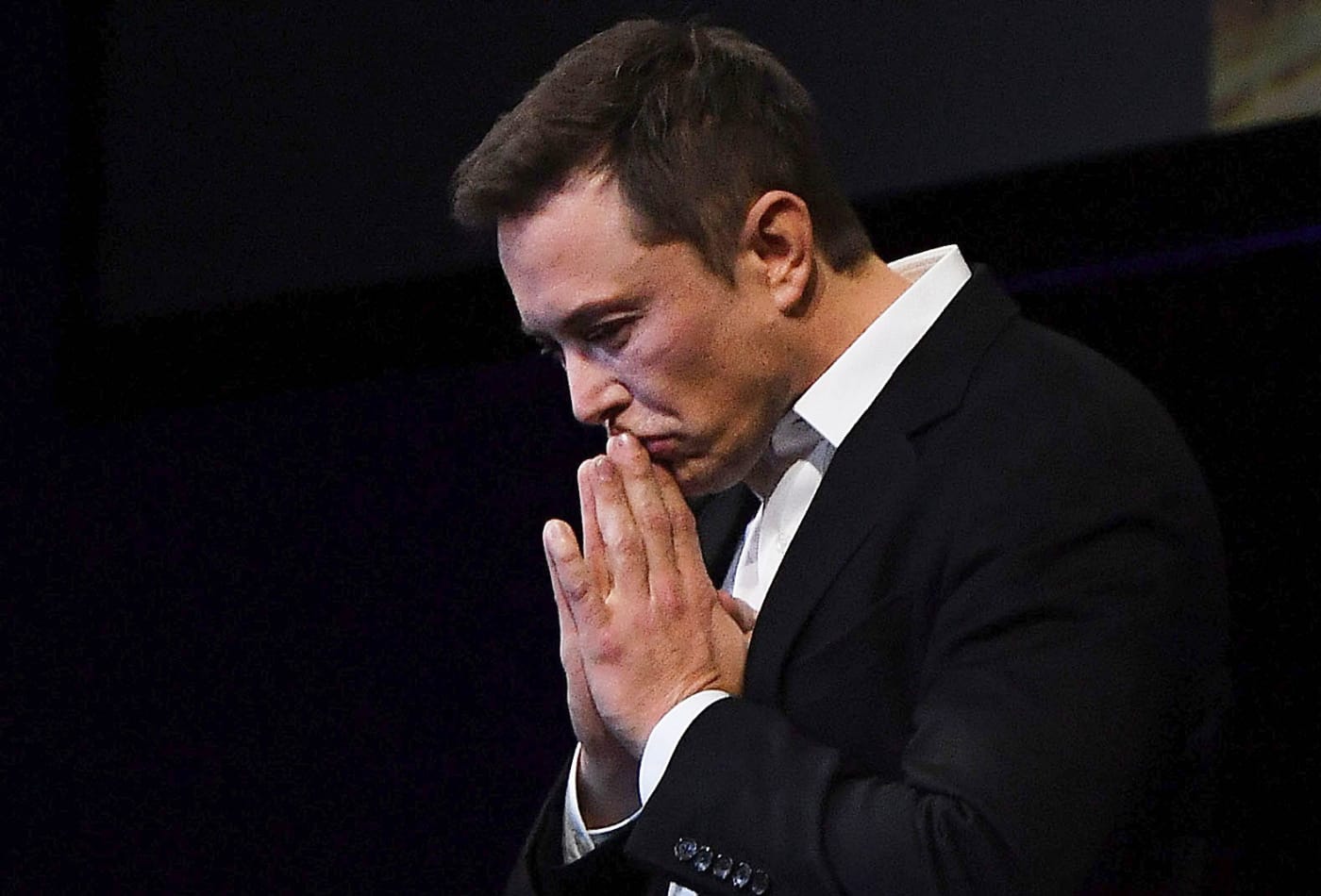 Kerana $55.8 Bilion, Kedudukan Elon Musk Kini Dihujung Tanduk