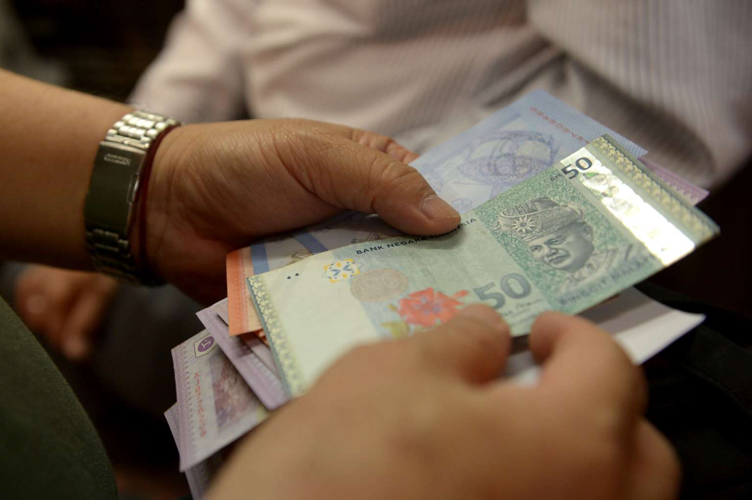 Rupanya 70% Rakyat Malaysia Perlukan Bantuan Kewangan