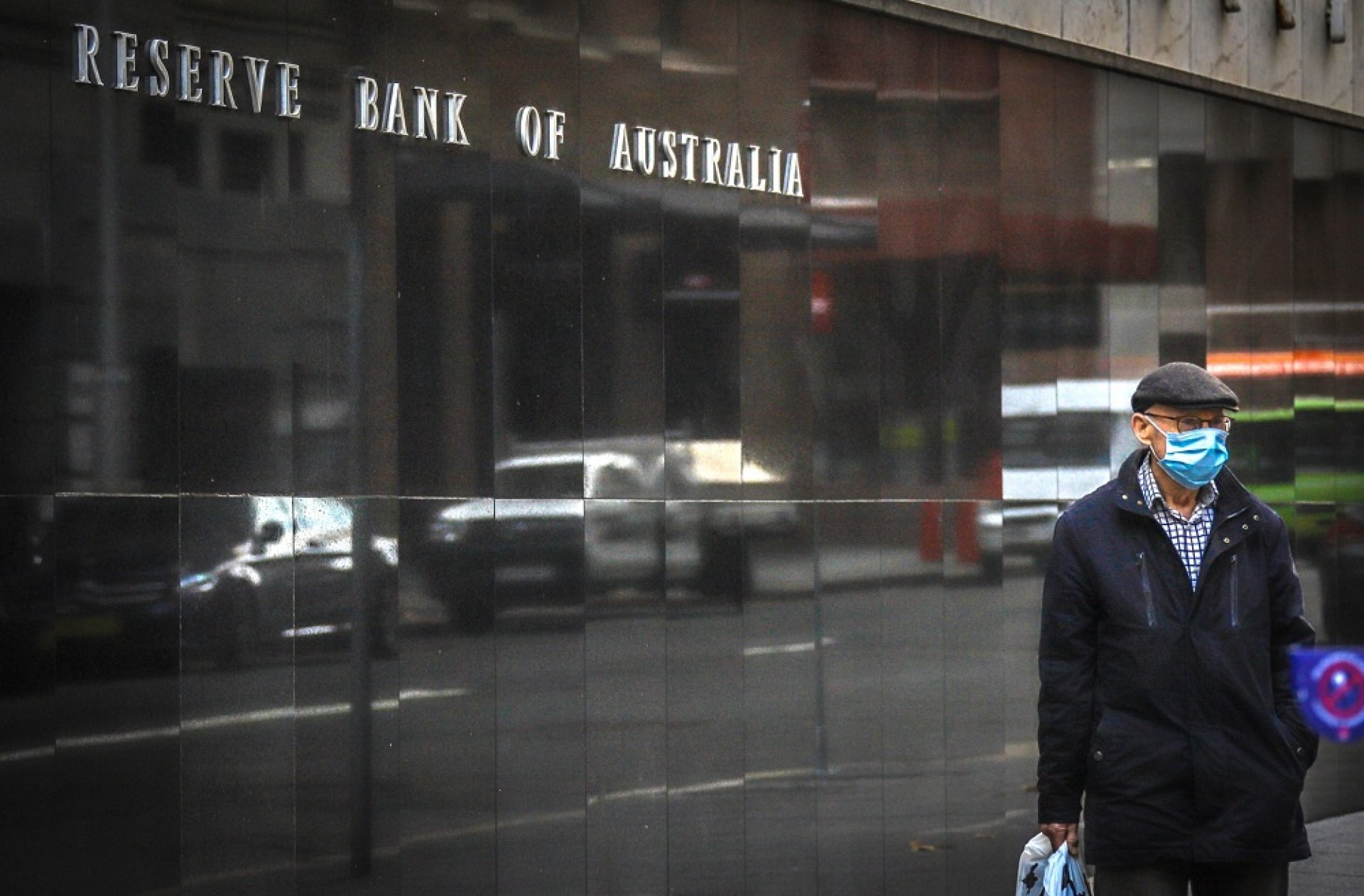 Betullah! RBA Turunkan Kadar Faedah Kepada 0.10%