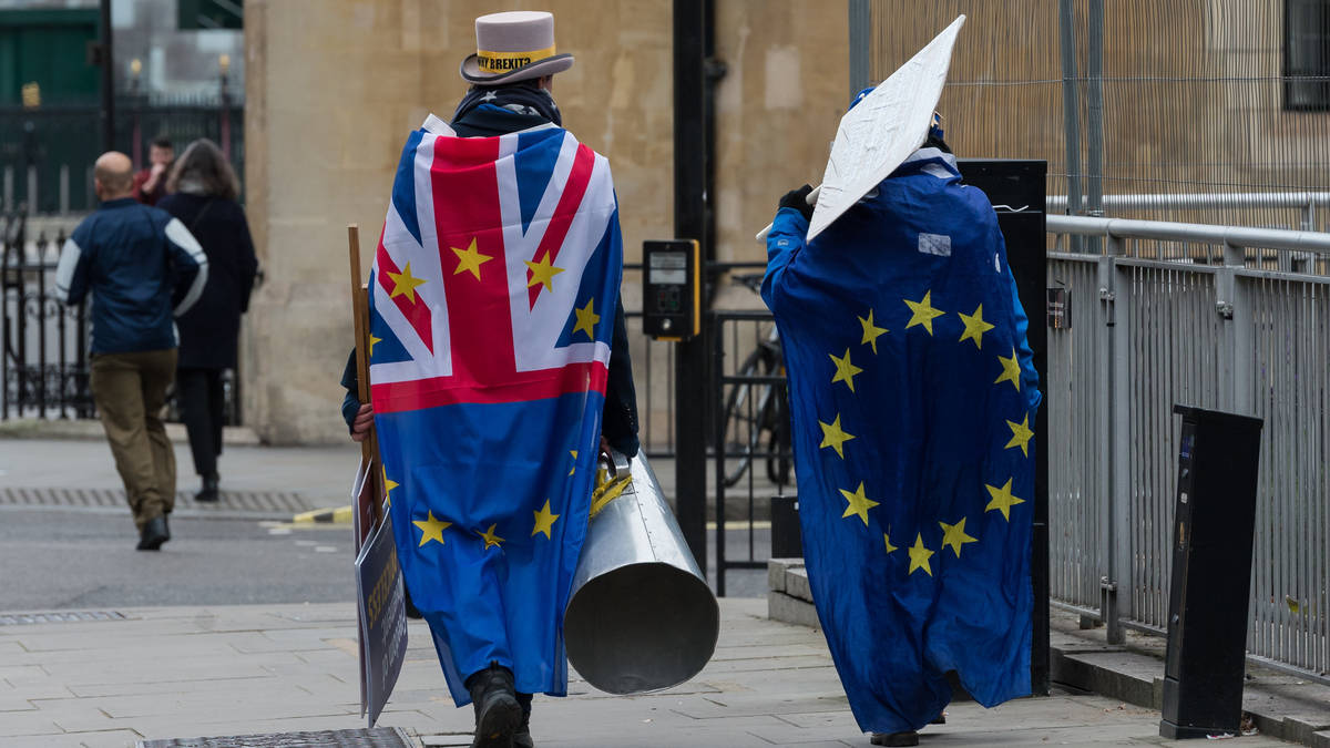 Laporan Bercanggah Mengenai Brexit Buat Pelabur Kusut!