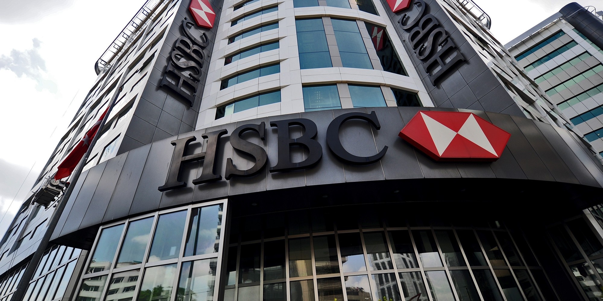 HSBC Holdings Kaut Keuntungan Berlipat Kali Ganda