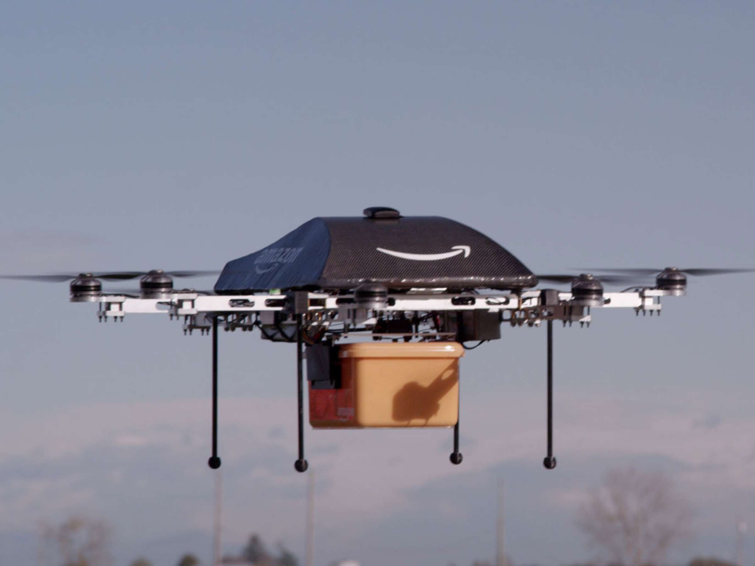 Amazon Bakal Mulakan Penghantaran Parcel Guna Dron