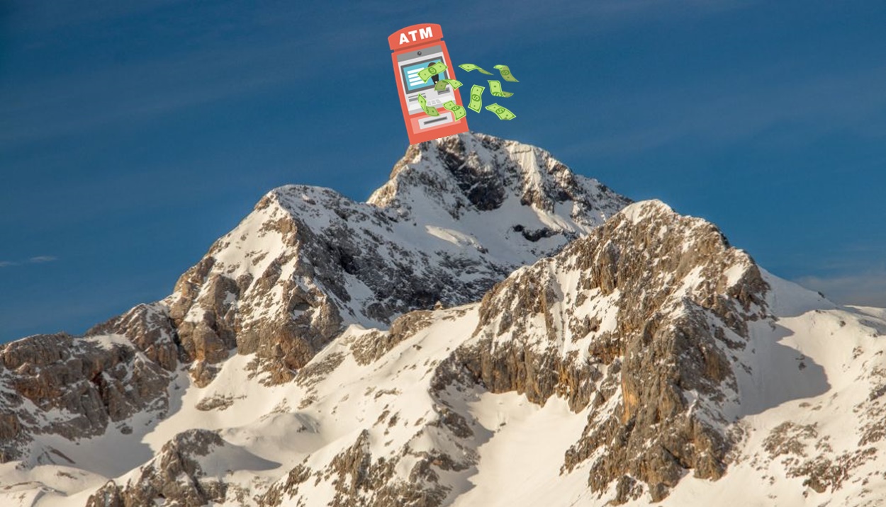 Rasai Pengalaman Keluarkan Duit Dari Mesin ATM Tertinggi Di Dunia Ini