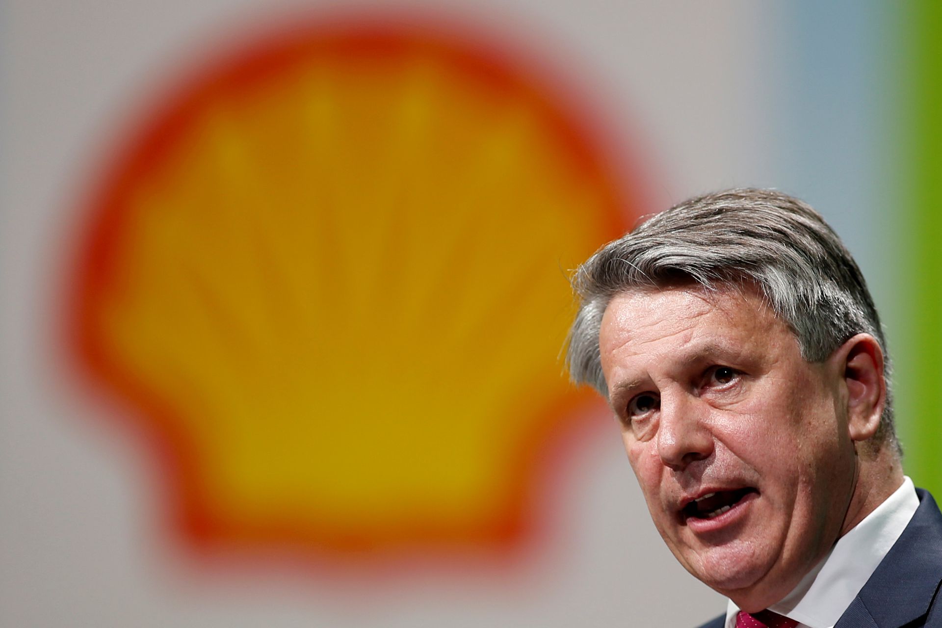 Koyak! CEO Shell Mahu Kerajaan Eropah Kenakan Cukai Syarikat!