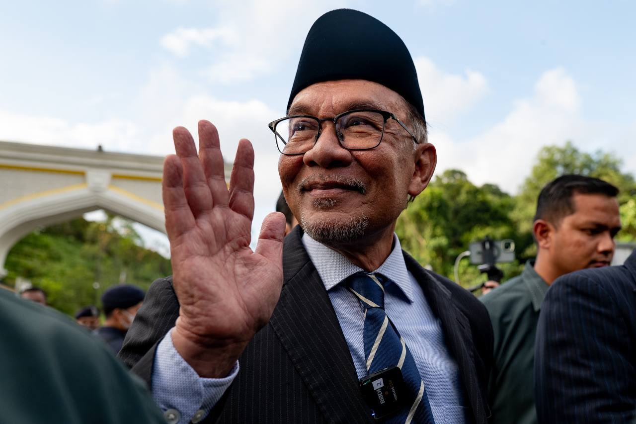 Rasmi! Anwar Ibrahim Pemimpin Ke-10 Malaysia