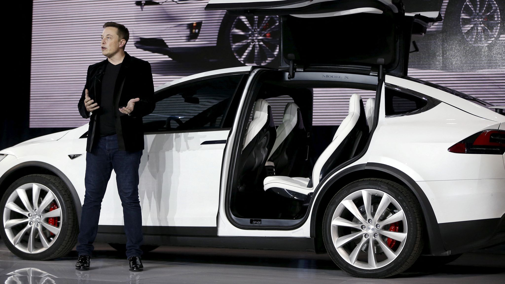 Tesla Caj Bateri, Kata-Kata Hikmat Elon Musk Buatkan Pelabur Membeli