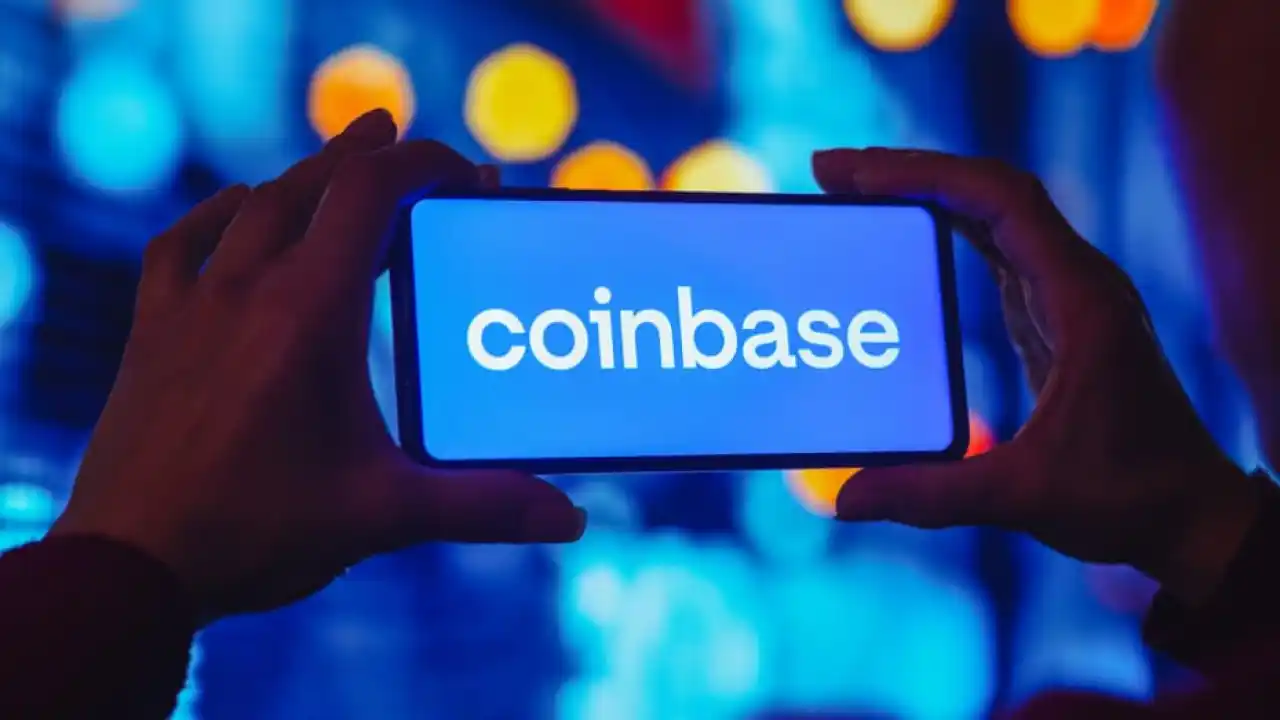 Code Red! 4 Eksekutif Tertinggi ‘Buang’ Saham Coinbase!