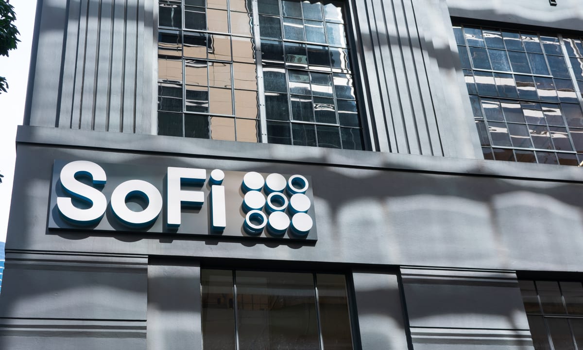 Bank SoFi Dedah Untung Besar Labur Dalam Kripto, Pegangan Lonjak $170 Juta Termasuk $DOGE & $ADA!