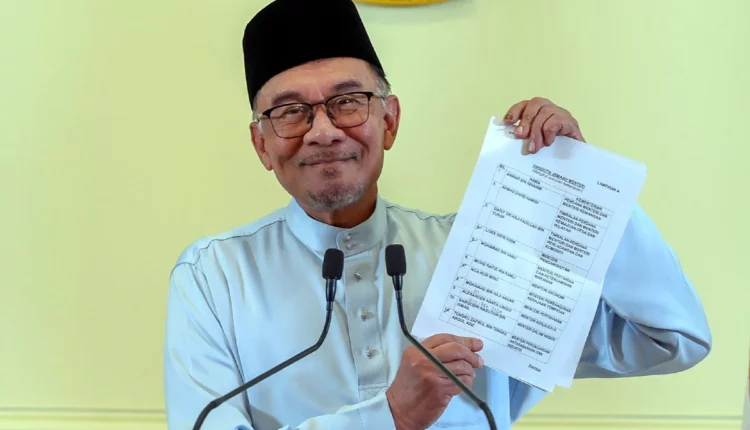 10 Ahli Kabinet Menteri Kerajaan Perpaduan Dirombak PM Anwar