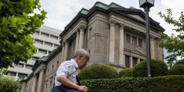 Indeks Nikkei Merosot Ketika Yen Kekal Kukuh Dalam Pasaran