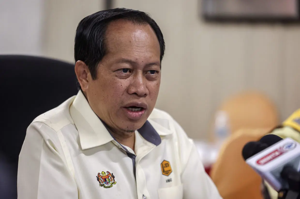RM500,000 Untuk ‘Upgrade’ Jalan Raya Bandar Kluang – Ahmad Maslan