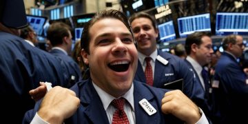 S&P 500, Nasdaq 100 Catat Rekod Tertinggi Baharu