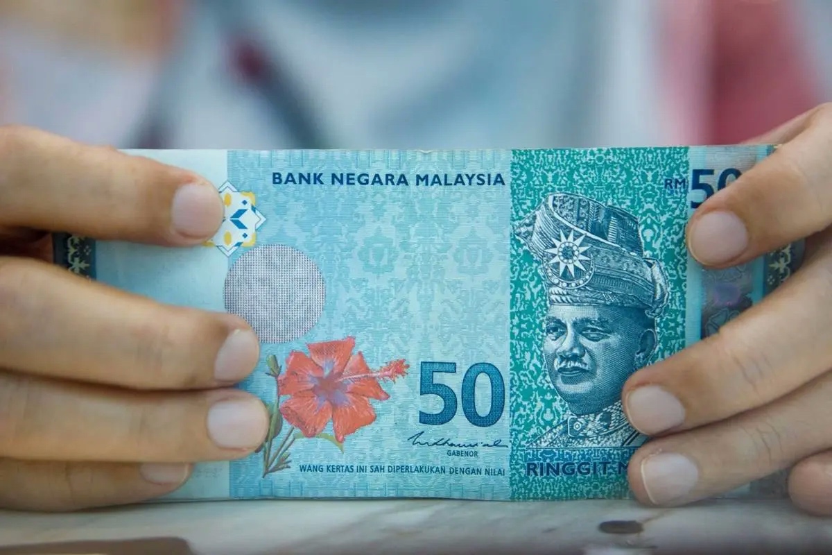 Ringgit Kukuh RM4.46 Berbanding USD, Disokong Oleh Sentimen Pembelian Domestik