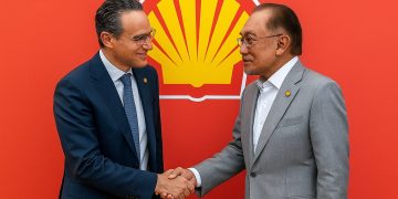 Shell Umum Pelaburan Tambahan RM9 Bilion di Malaysia – Anwar Sifatkan Sebagai ‘Undi Keyakinan’ Terhadap Ekonomi Negara