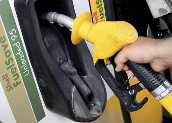 Harga RON97 & Diesel Naik 3 Sen Seliter, RON95 Kekal RM2.05!