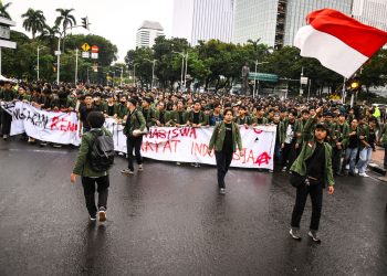 Saham & Mata Wang Indonesia Merudum Setelah Menteri Kewangan Dipecat!