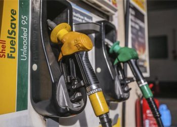 Harga Runcit Petrol RON97 & RON95 Turun Sehingga 24 Disember