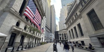 Wall Street Stabil Awal Minggu Menjelang Data Penting AS