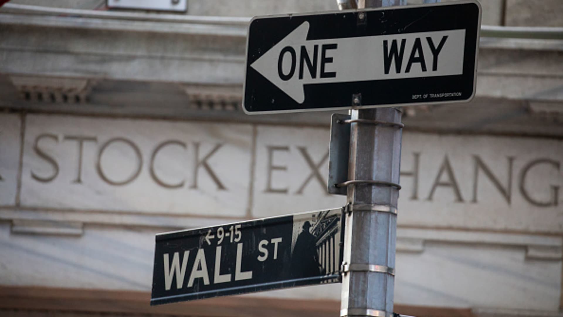 Wall Street Dibuka Tinggi, Prestasi Syarikat Teknologi Pacu Sokongan