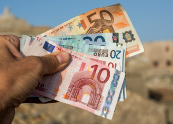 Analisa EUR: Amaran ECB! Dunia Sedang Berdepan Risiko Besar