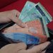 Ringgit Dibuka Rendah Susulan Fed Beri Isyarat Kenaikan Kadar