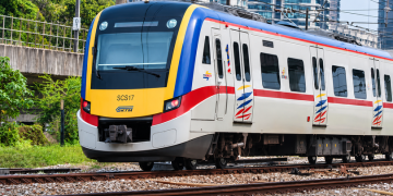 Selangor Perluas Subsidi RM30 Buat Pengguna KTM Komuter!