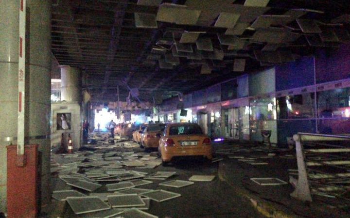 Lapangan Terbang Istanbul berdarah!