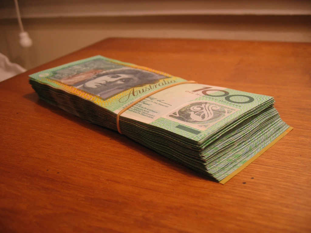 Aussie Melemah, Sementara Pound dan Yen Menguat dalam Sesi Asia