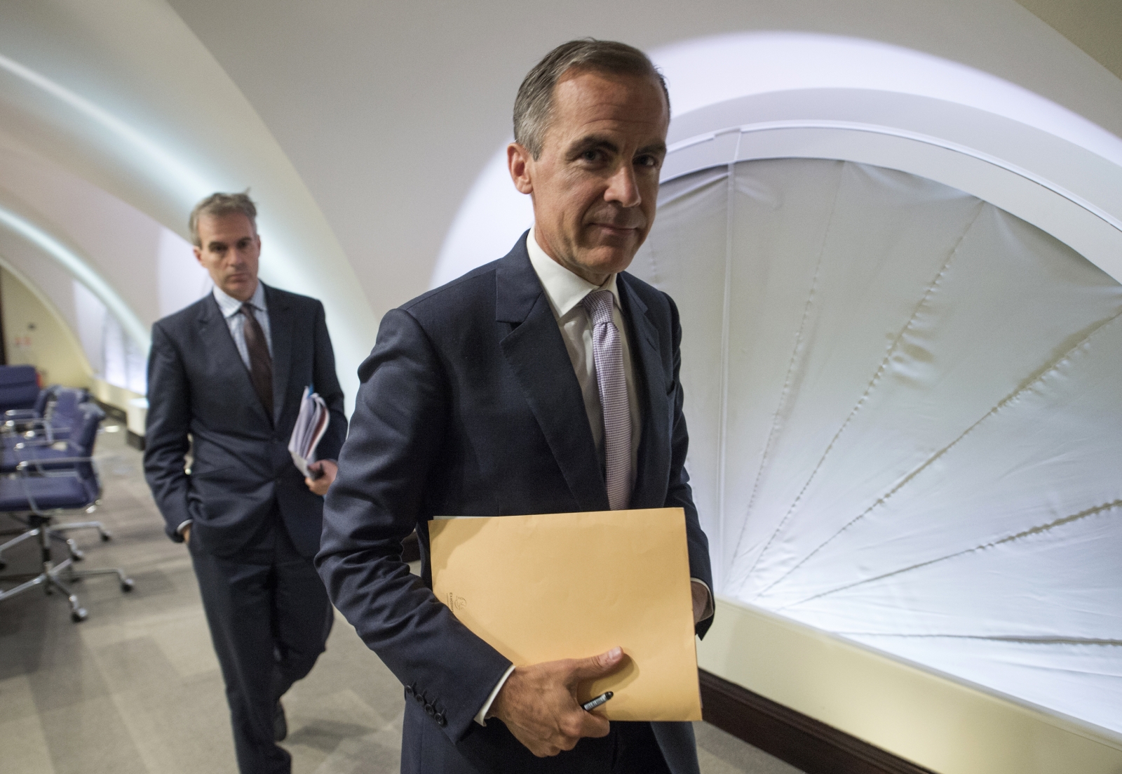 Terkini: Bank of England Mengekalkan Kadar di Paras 0.25%!