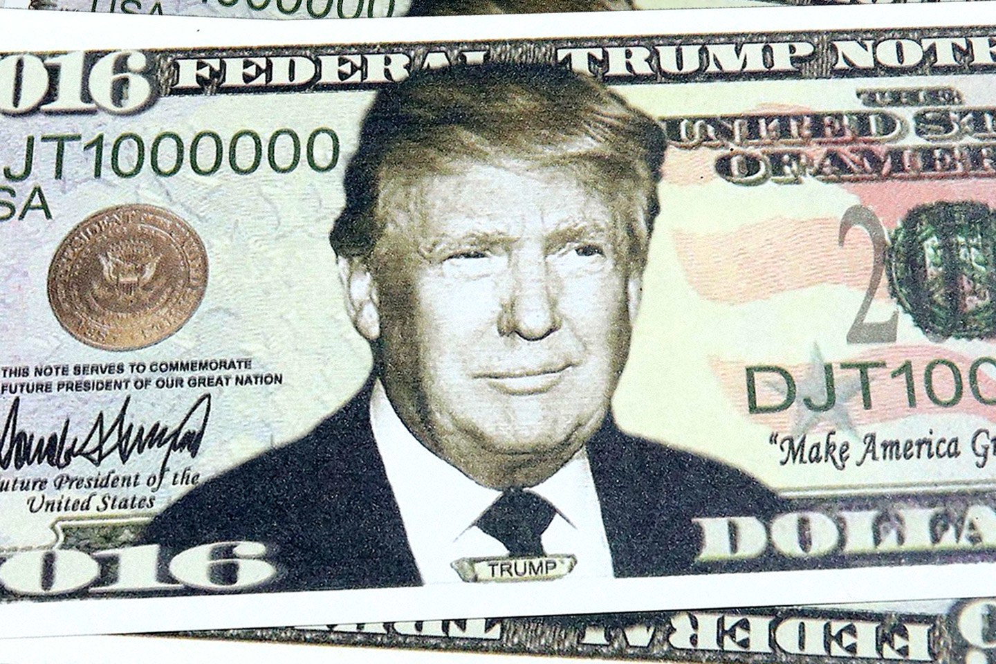 Ini Risiko Baru Kepada US Dolar, Trump Mahu Bajet Baru Infrastruktur $1.5 Trillion