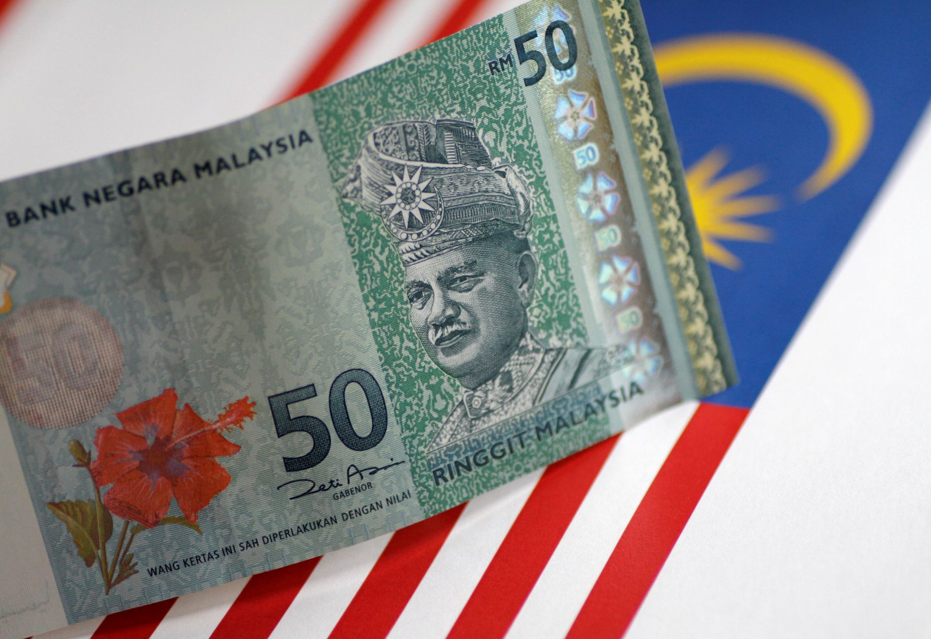 Ringgit Jatuh 3 Minggu Berturut-Turut Berikutan Risiko Pilihanraya Umum ke-14