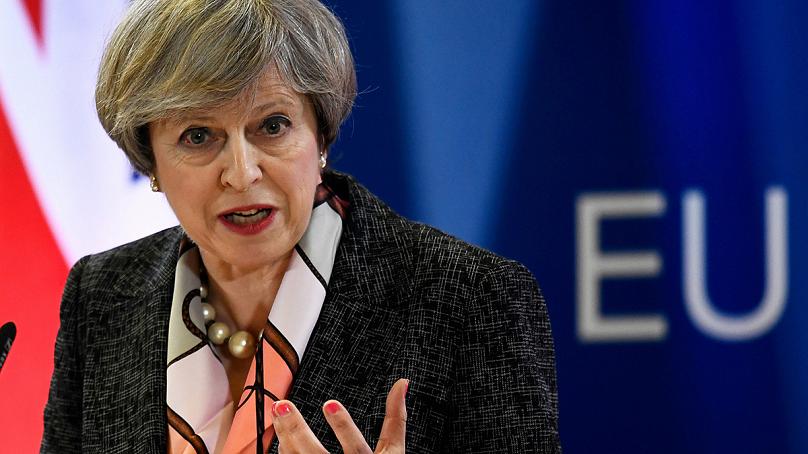 Isu Brexit Terus Runsingkan Theresa May, GBP/USD Bakal Menjunam 150 Pips